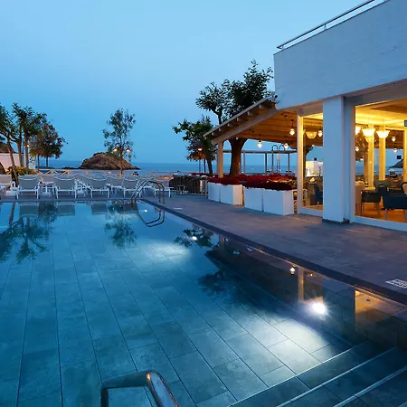 Hotel Golden Mar Menuda 4*