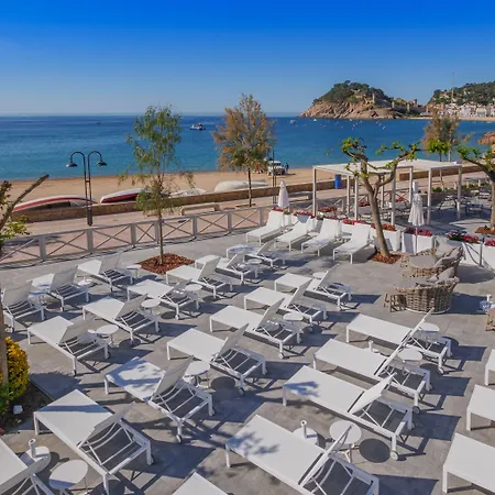 מלון Golden Mar Menuda 4*