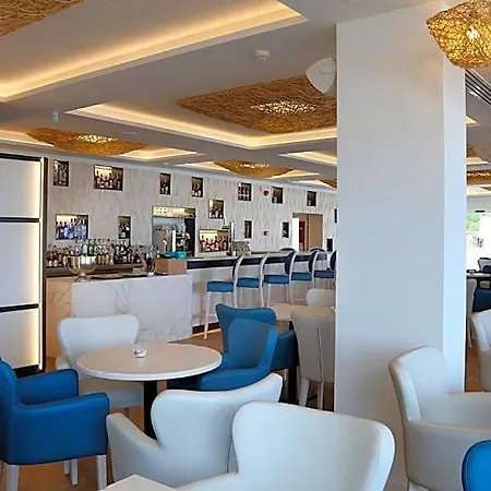 Отель Golden Mar Menuda Тосса-де-Мар