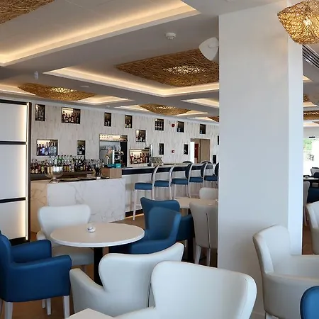 Golden Mar Menuda Hotel